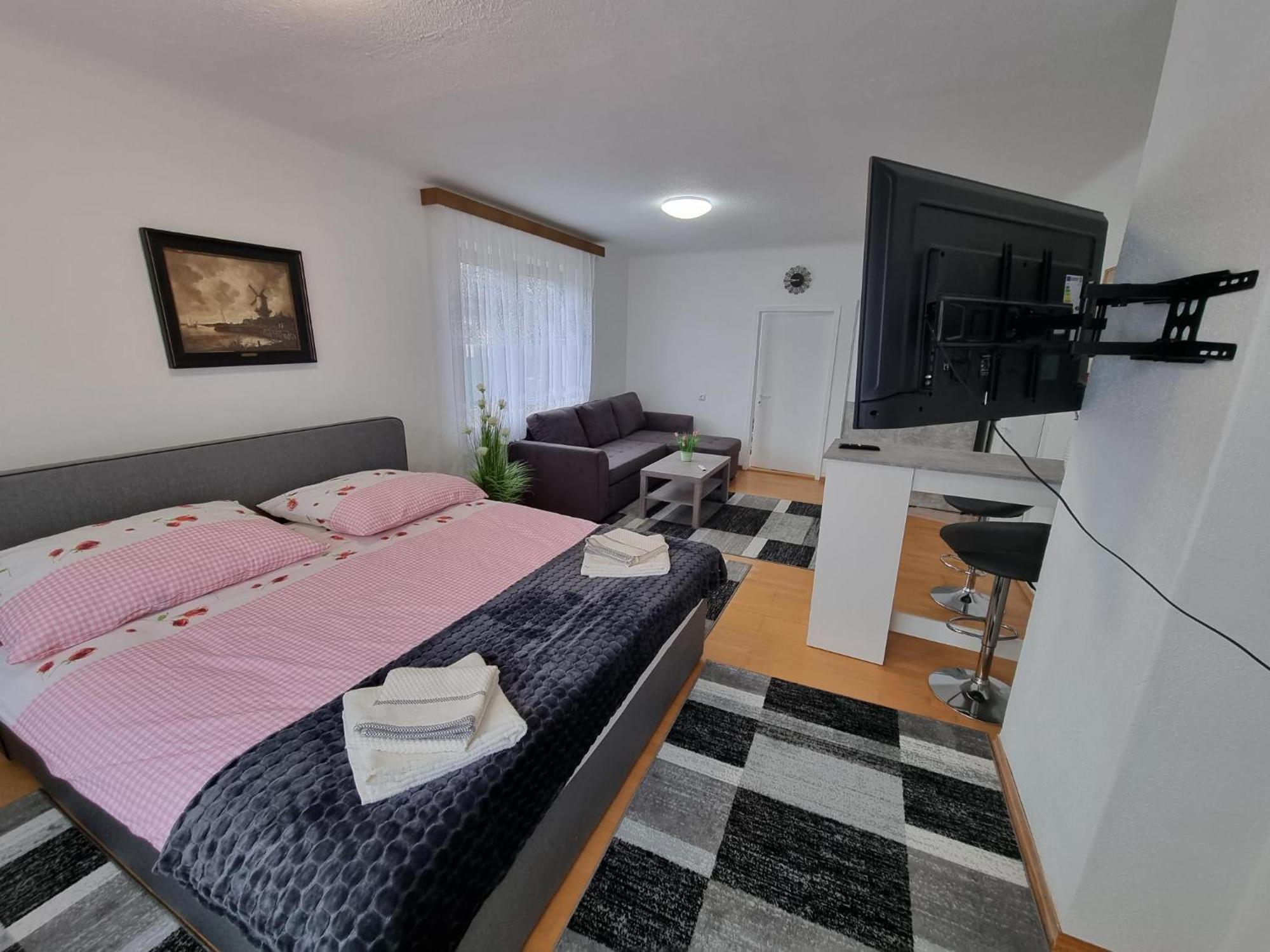Pension Donaublick Grein 2 In Stifterstrasse 19A Εξωτερικό φωτογραφία