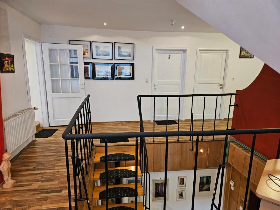 Pension Donaublick Grein 2 In Stifterstrasse 19A Εξωτερικό φωτογραφία