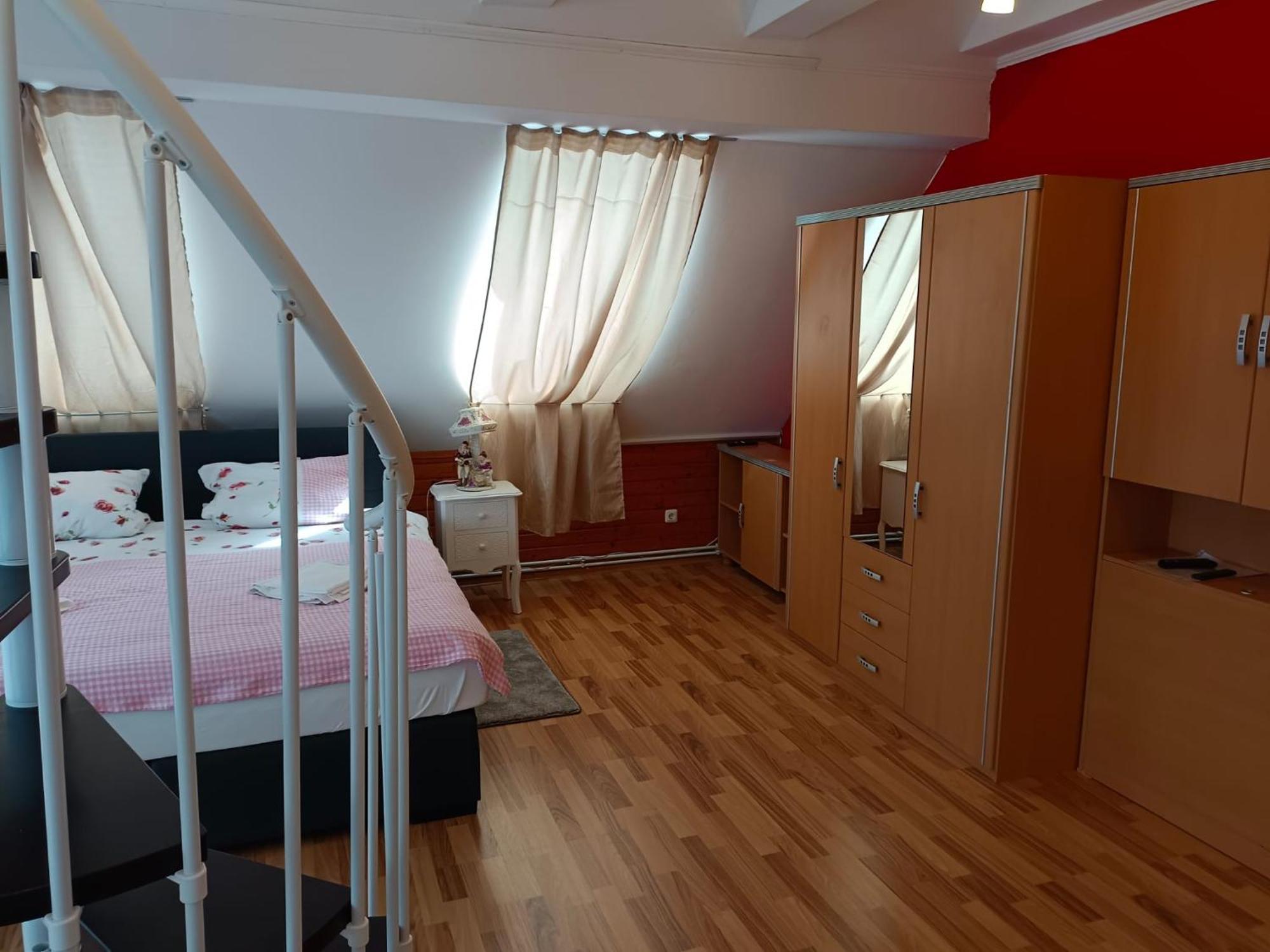 Pension Donaublick Grein 2 In Stifterstrasse 19A Εξωτερικό φωτογραφία